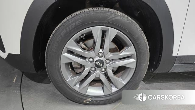Kia Seltos id 4580693 из Кореи 15