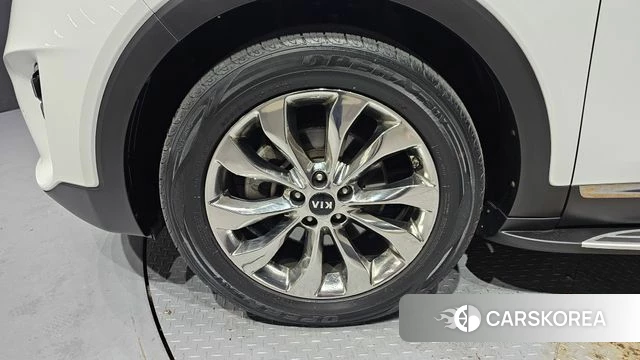 Kia The New Sorento id 4557723 из Кореи 25