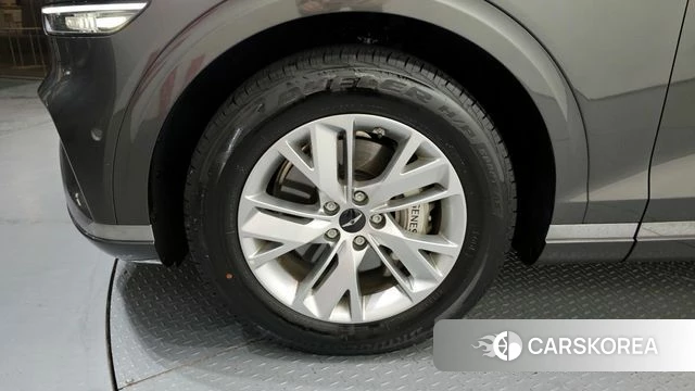 Genesis GV70 id 4387940 из Кореи 28