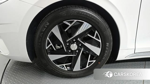 Hyundai The New Grandeur IG Hybrid id 4350779 из Кореи 26