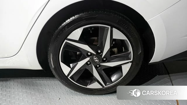 Hyundai Avante Hybrid (CN7) id 3860721 из Кореи 15