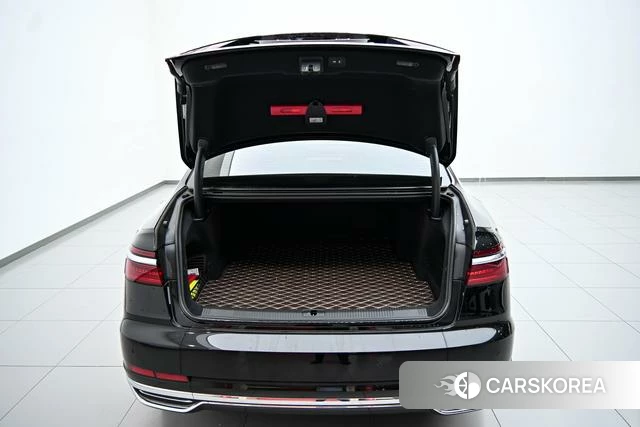 Audi A8 PHEV id 4353265 из Китая 15