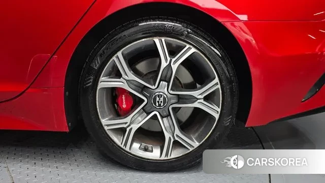 Kia Stinger id 3313102 из Кореи 15