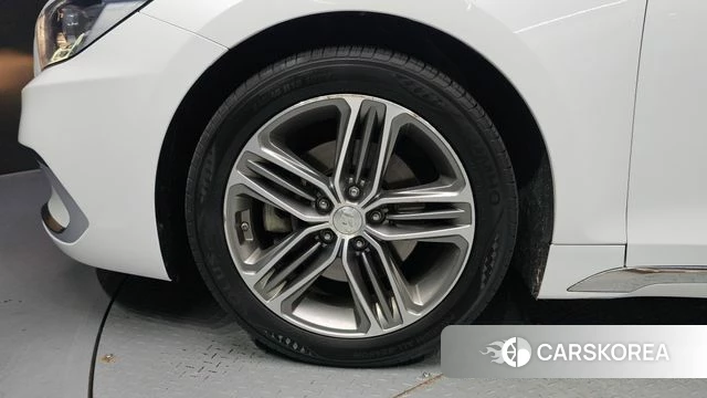 Hyundai Grandeur IG id 4378248 из Кореи 15