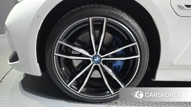 BMW 3 Series (G20) id 4433318 из Кореи 26