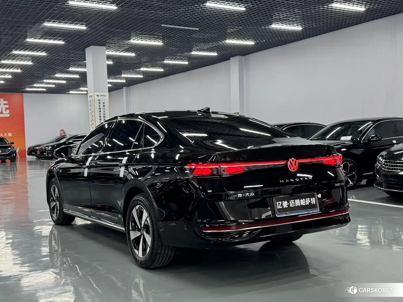 Volkswagen Magotan 2025 Черный из Китая, фото 5