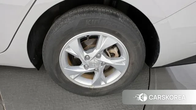 Hyundai Avante (CN7) id 3438991 из Кореи 15