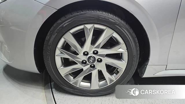 Hyundai The New Grandeur IG Hybrid id 4586277 из Кореи 28