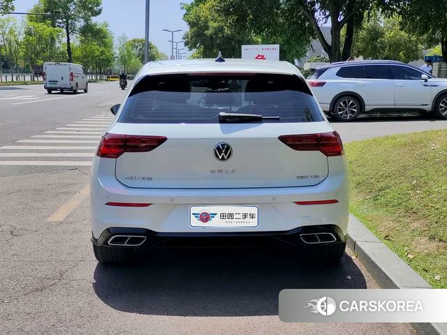 Volkswagen Golf 2021 Белый из Китая, фото 5
