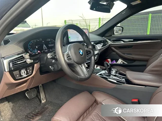 BMW 5 Series (G30) 2023 Серый из Кореи, фото 5