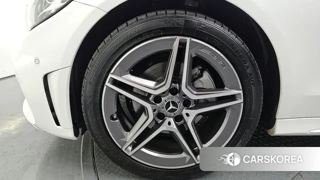 Mercedes-Benz C-Class W205 id 3635536 из Кореи 15