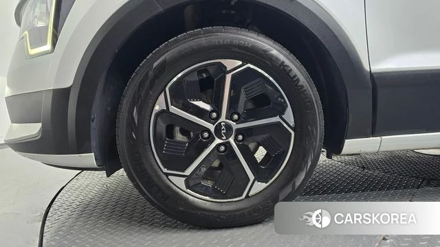 Kia Di Ol Nu Niro id 4267586 из Кореи 15