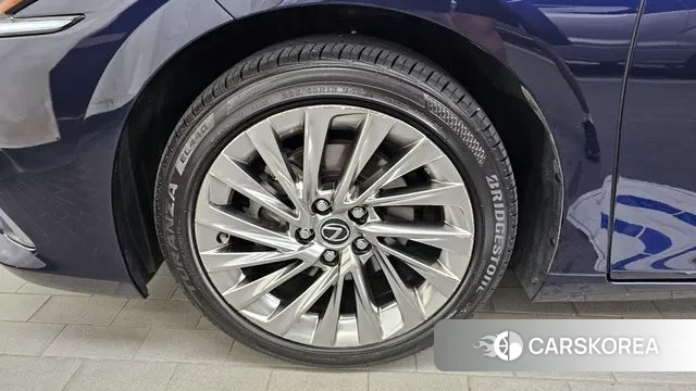 Lexus ES300h 7th generation id 3011569 из Кореи 15