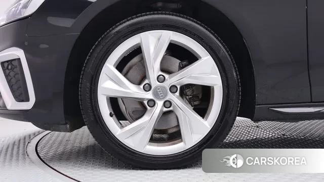 Audi A4 (B9) id 3522553 из Кореи 15