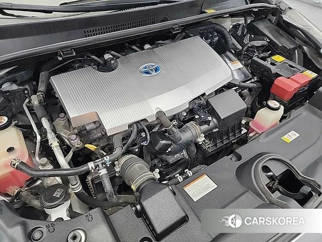 Toyota Prius 4th Generation id 4339703 из Кореи 13