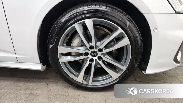 Audi A6 (C8) id 3655102 из Кореи 15