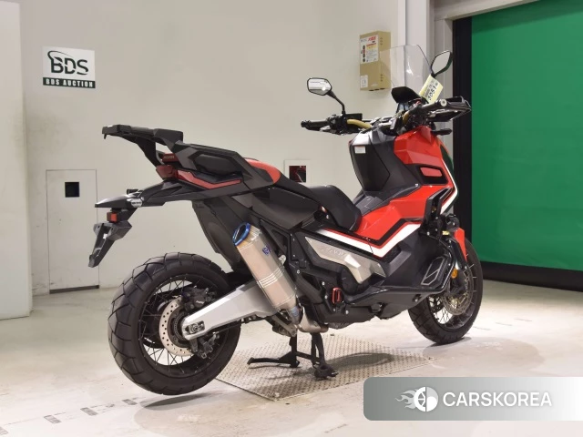 Проданный Honda X-ADV 750 2017 из Японии