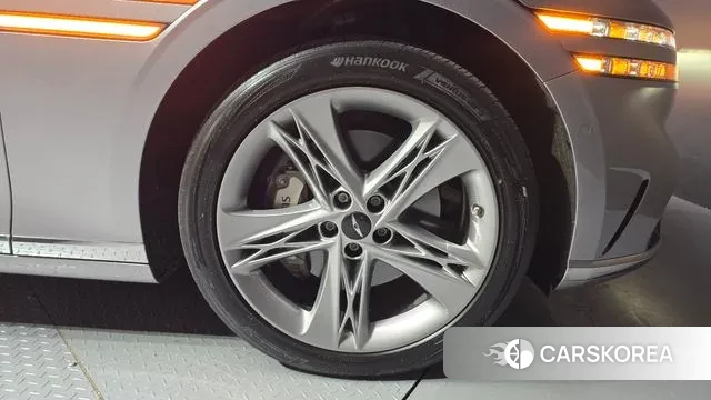 Genesis G90 (RS4) id 3432240 из Кореи 15