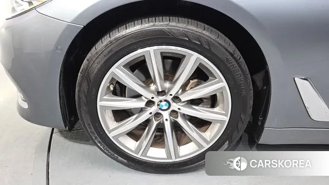 BMW 5 Series (G30) id 3578486 из Кореи 15