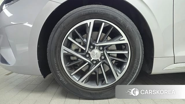 Hyundai The New Grandeur IG id 4383660 из Кореи 26