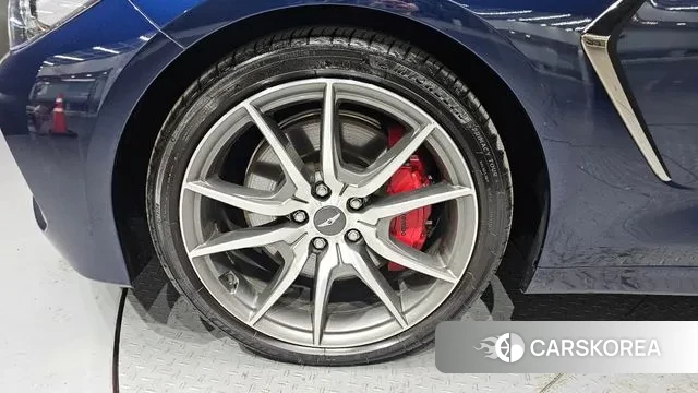 Genesis G70 id 3703104 из Кореи 15