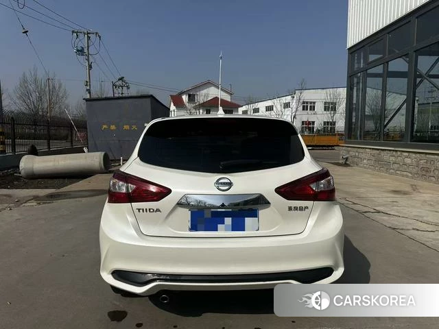 Nissan TIIDA 2021 Белый из Китая, фото 5