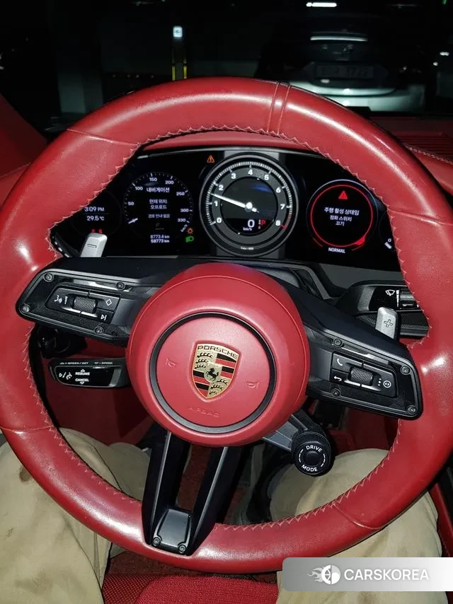 Porsche 911(992) id 2990311 из Кореи 7