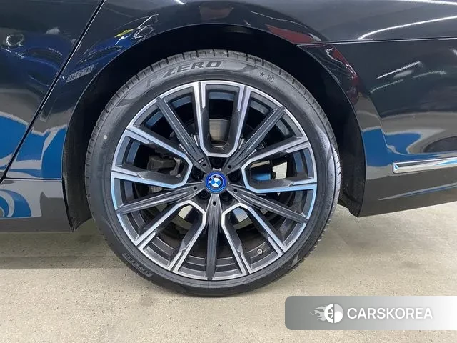 BMW 7 Series (G11) id 3659910 из Кореи 15