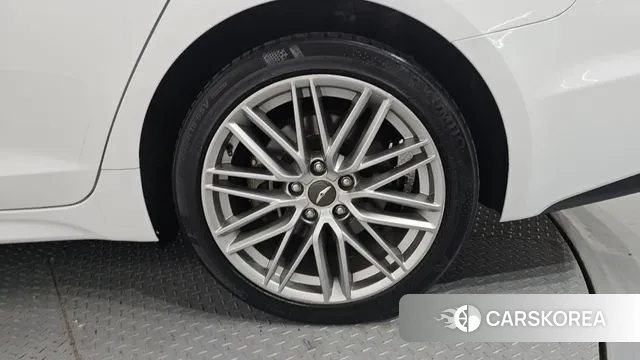 Genesis G70 id 3765840 из Кореи 15