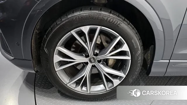 Audi Q8 (4M) id 3155203 из Кореи 15