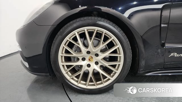 Porsche Panamera (971) id 4614684 из Кореи 34