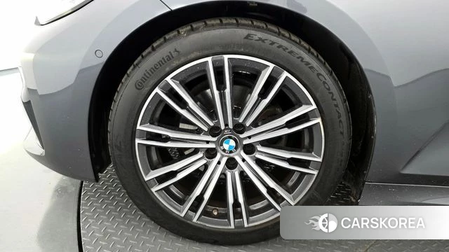 BMW 3 Series (G20) id 4268813 из Кореи 30