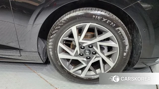 Hyundai Grandeur Hybrid (GN7) id 3109610 из Кореи 15