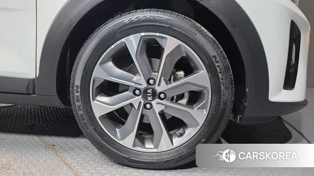 Kia Stonic id 3736820 из Кореи 15