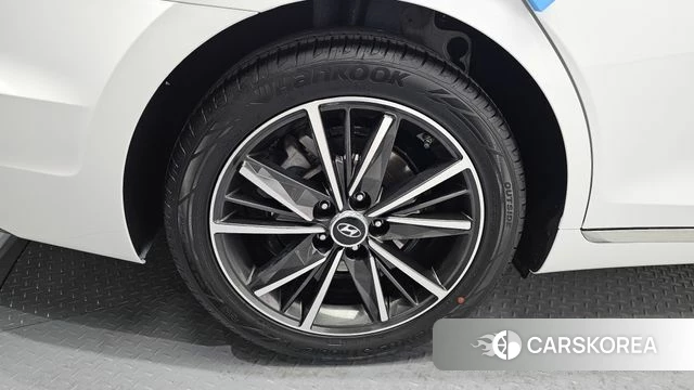 Hyundai The New Grandeur IG id 4524275 из Кореи 26
