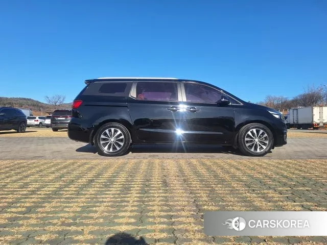 Kia All New Carnival id 3672904 из Кореи 15