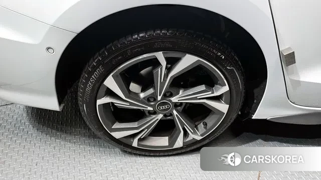 Audi A3 (8Y) id 3492357 из Кореи 15