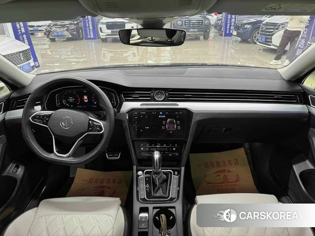 Volkswagen Magotan 2024 Черный из Китая, фото 5