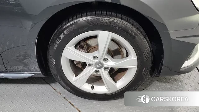 Audi A4 (B9) id 3208078 из Кореи 15