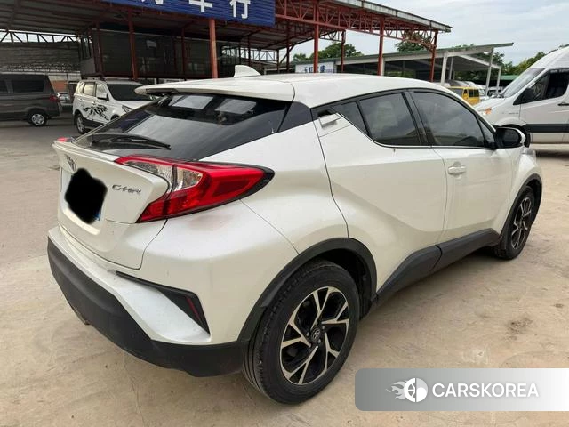 Toyota C-HR 2021 Белый из Китая, фото 5