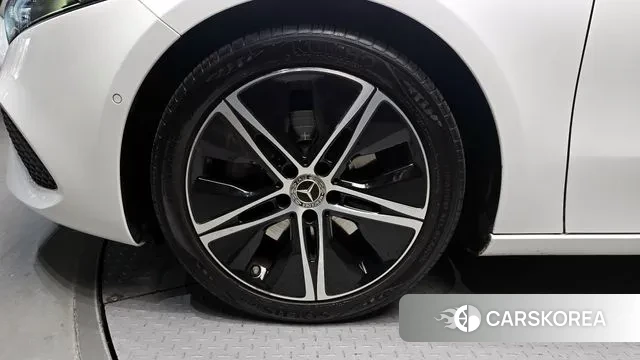 Mercedes-Benz A-Class W177 id 3576270 из Кореи 15