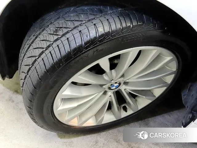 BMW 5 Series (G30) id 3728498 из Кореи 14