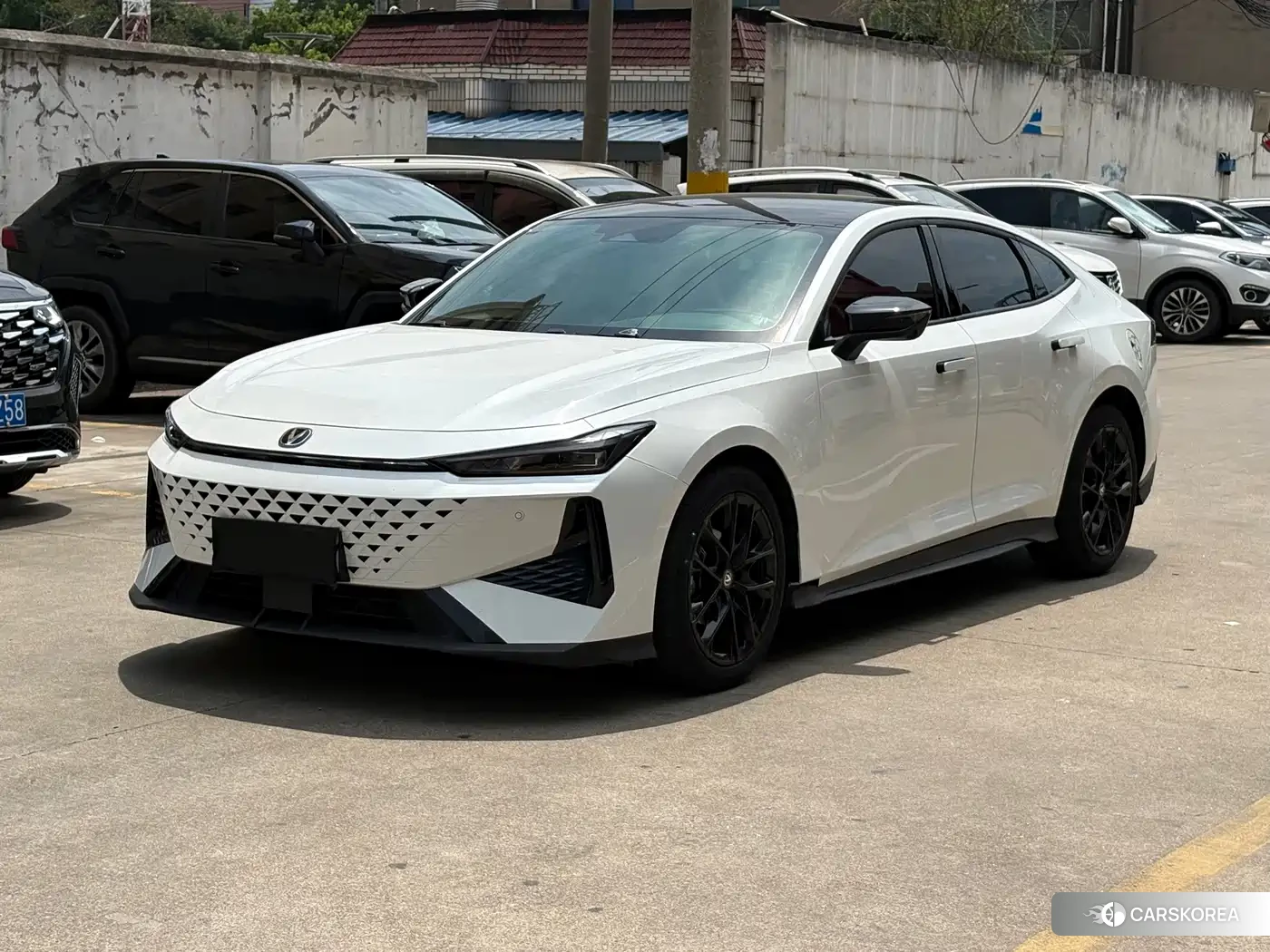Chang'an UNI-V id 4617159 из Китая 9