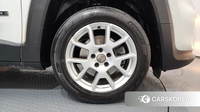 Jeep Renegade id 3736113 из Кореи 15