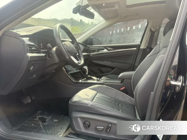 Volkswagen Passat id 4271409 из Китая 9