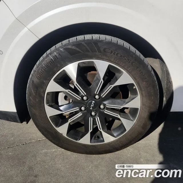 Kia Carnival 4th generation 2023 Белый из Кореи, фото 5