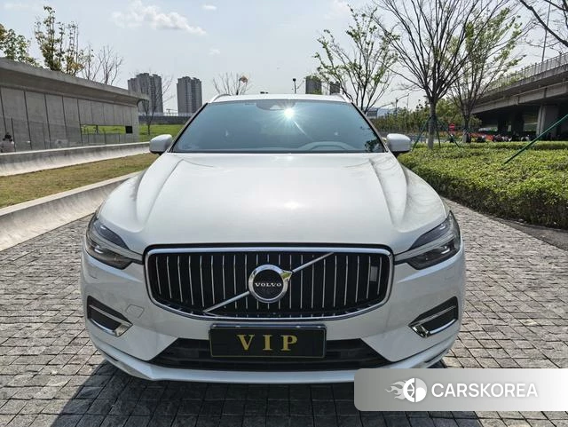 Volvo XC60 2021 Белый из Китая, фото 5