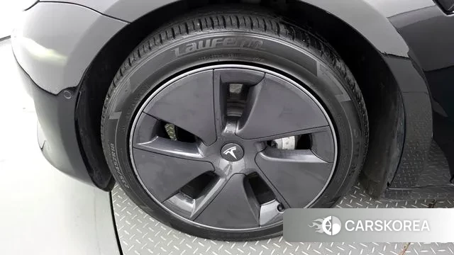 Tesla Model 3 id 3218952 из Кореи 15