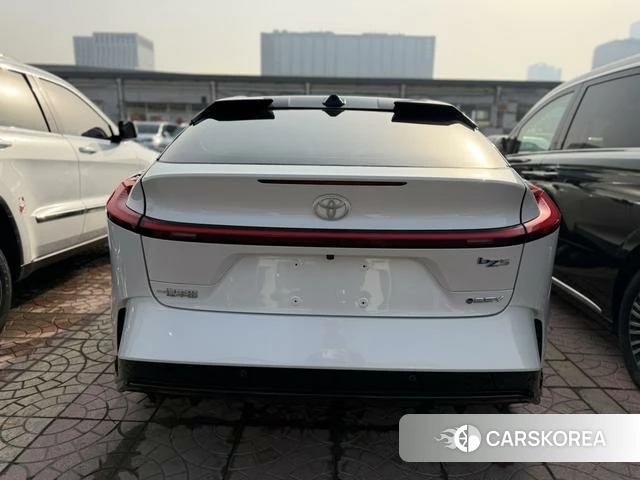 Toyota bZ5 id 4258152 из Китая 15