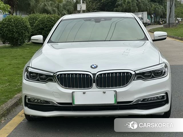 BMW 5 series PHEV id 4212933 из Китая 13